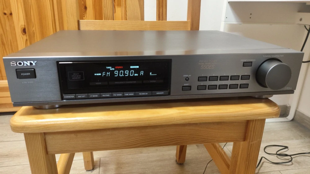 Sony ST-S550ES