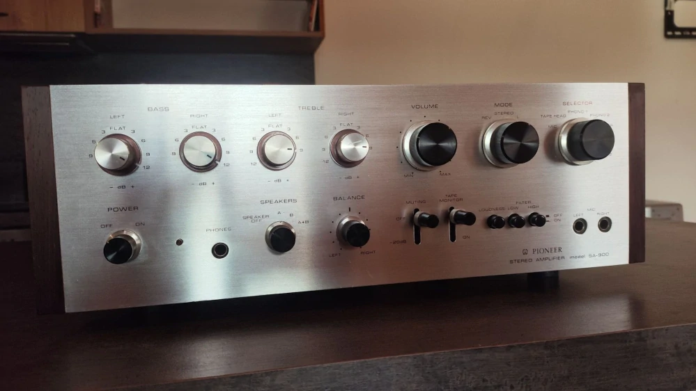 Pioneer SA-900
