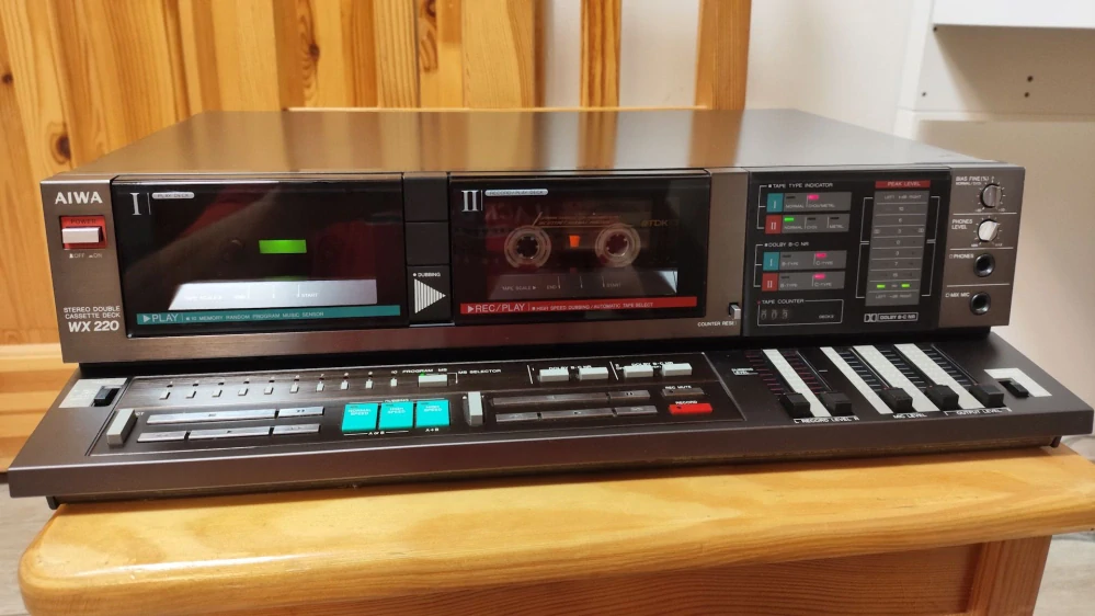 Aiwa AD-WX220