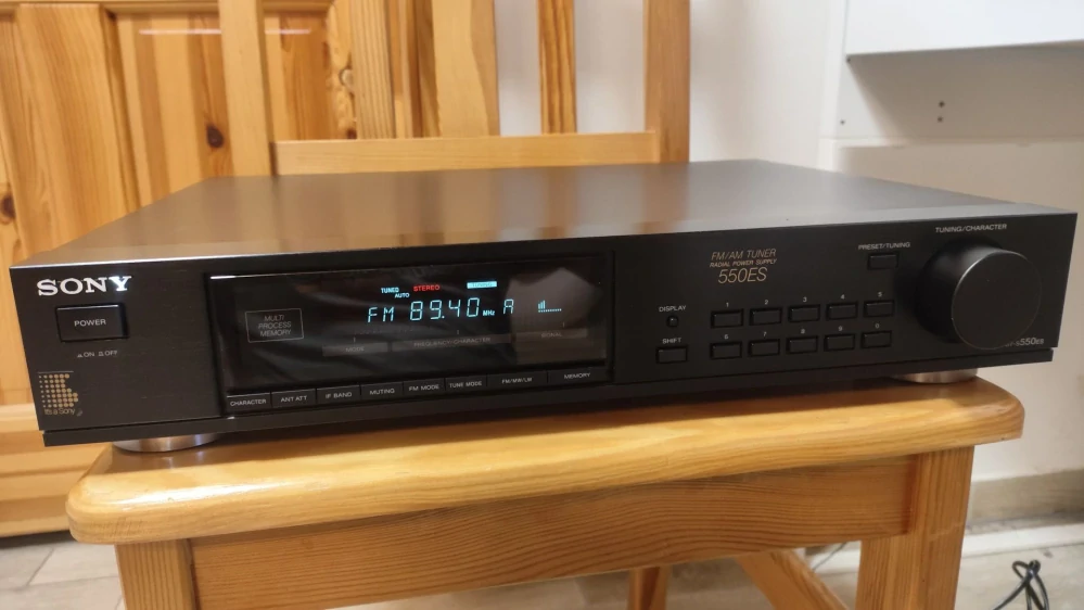Sony ST-S550ES