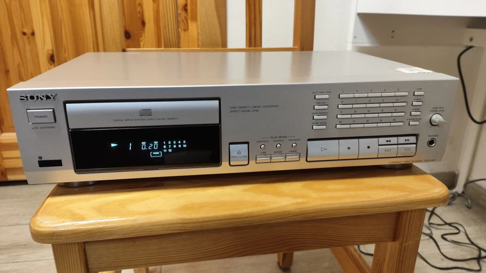 Sony CDP-597