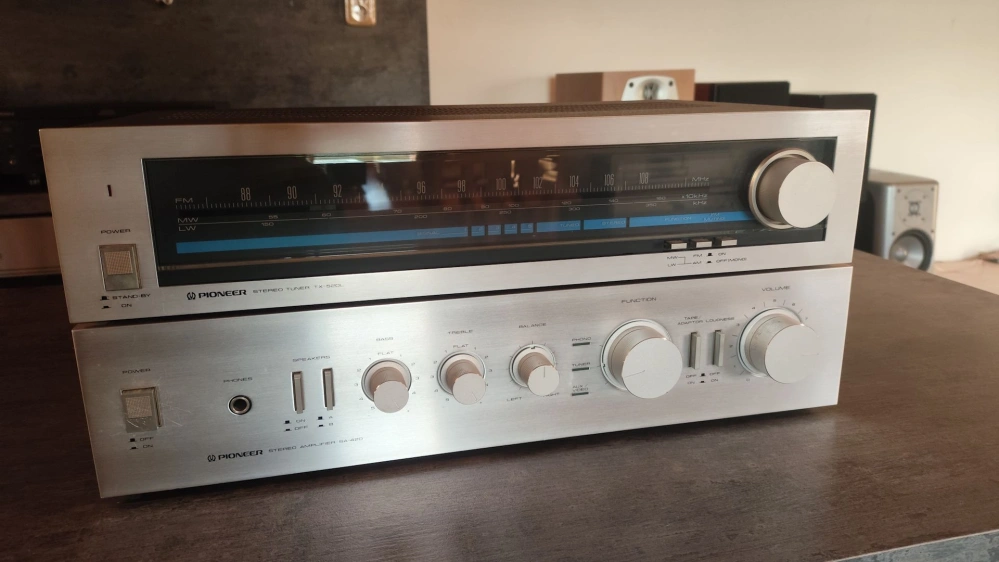 Pioneer SA-420 + TX-520L
