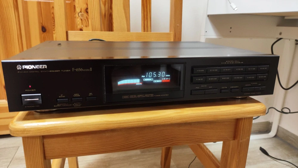 Pioneer F-656 Mark II