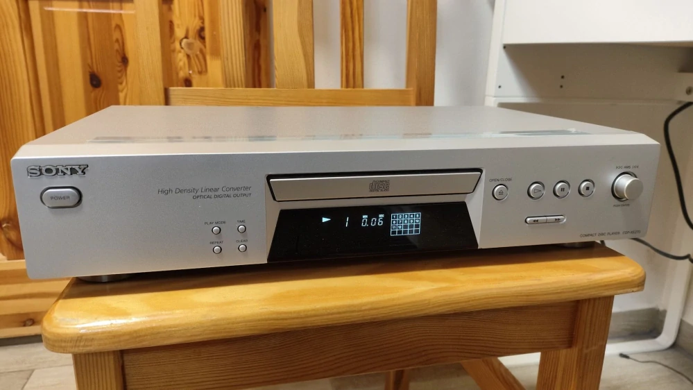 Sony CDP-XE270