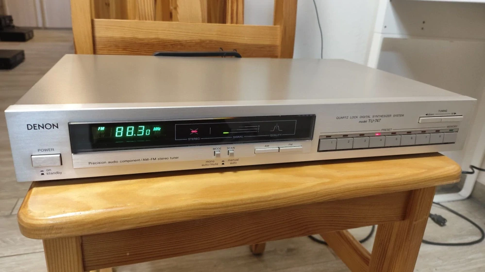 Denon TU-747
