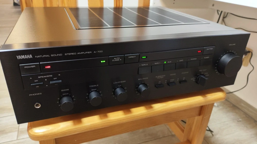 Yamaha A-700