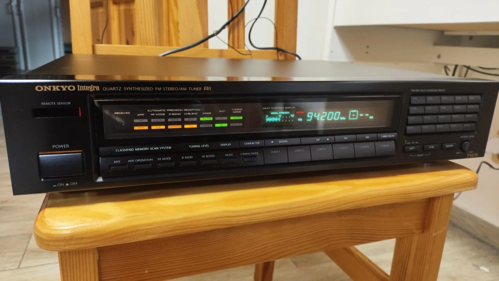 Onkyo Integra T-4670