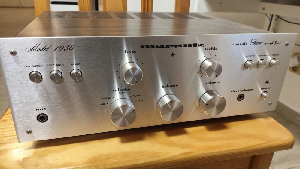Marantz 1030