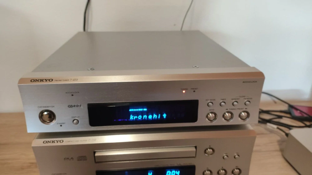 Onkyo INTEC 275 (A-933, C-733, T-433)