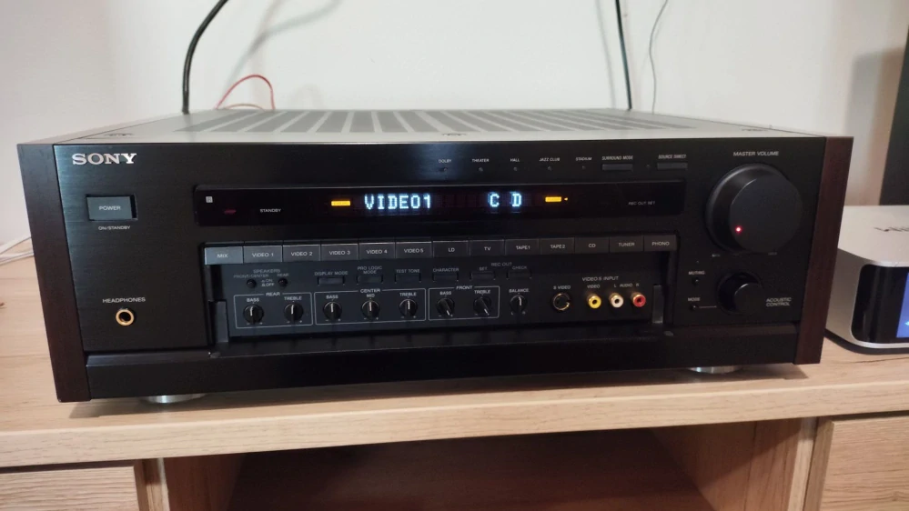 Sony TA-AV670
