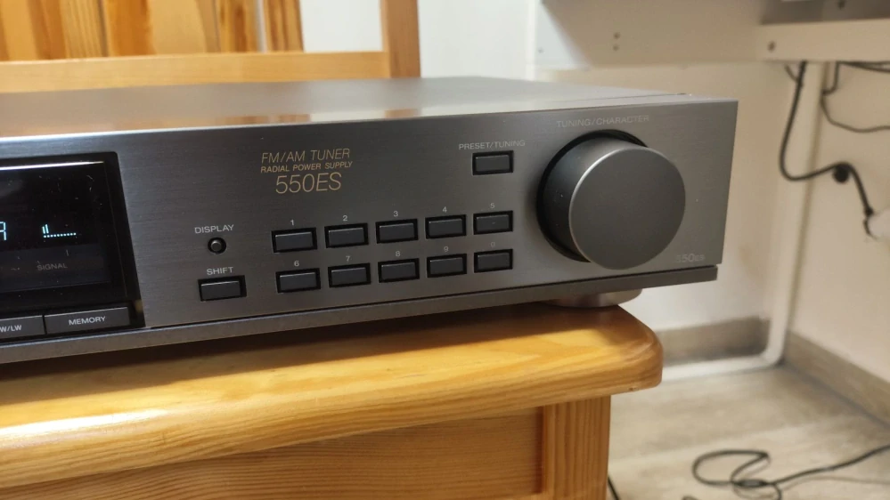 Sony ST-S550ES
