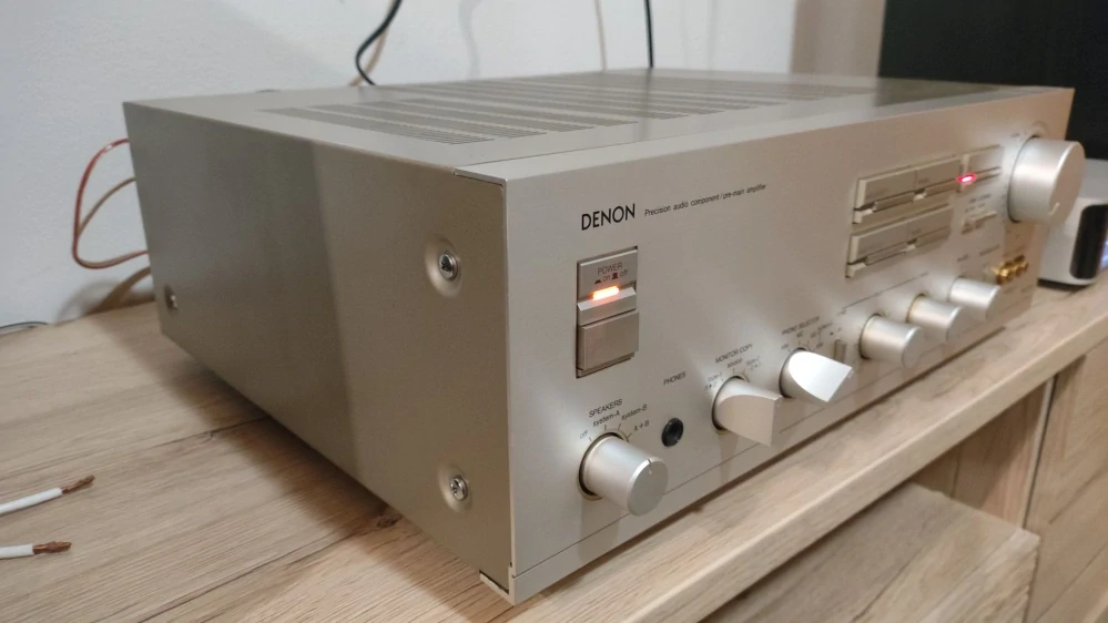 Denon PMA-700V