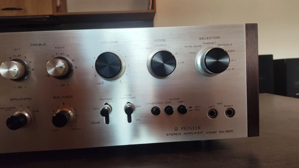 Pioneer SA-900