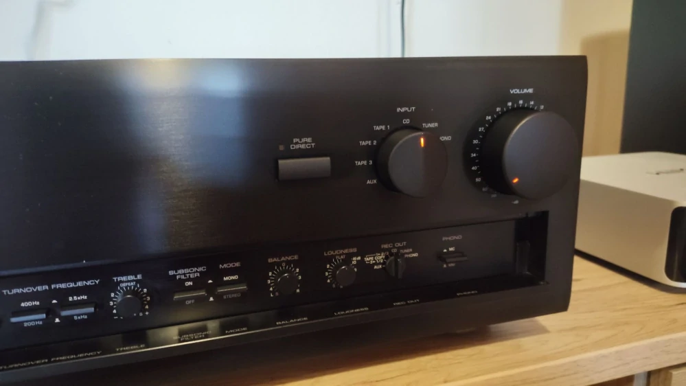 Yamaha AX-1070