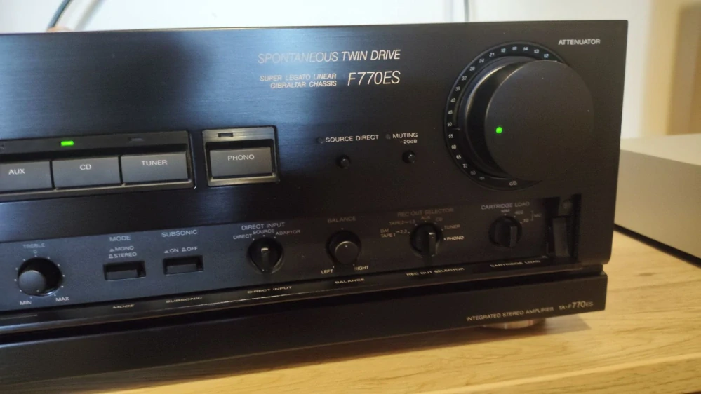 Sony TA-F770ES