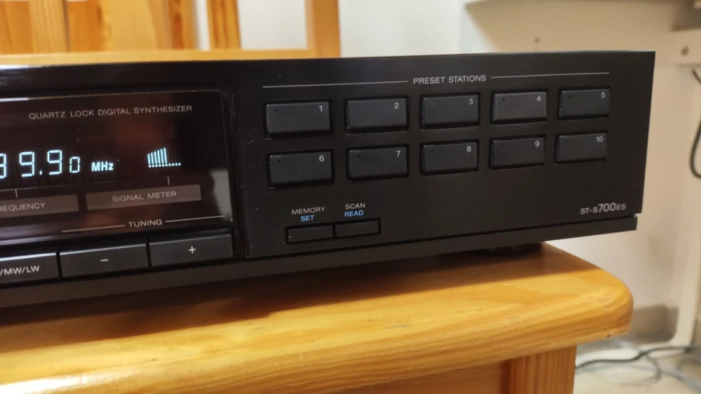 Sony ST-S700ES