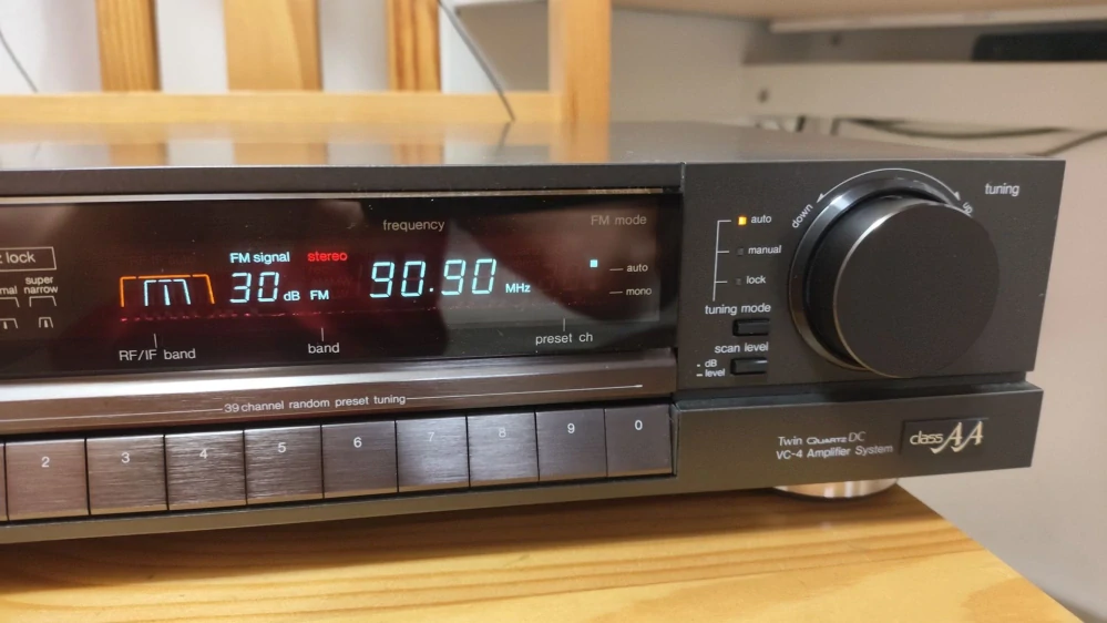 Technics ST-G70