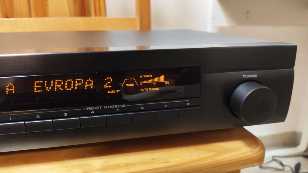 Yamaha TX-680RDS