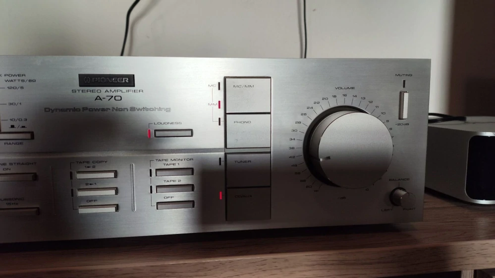 Pioneer A-70