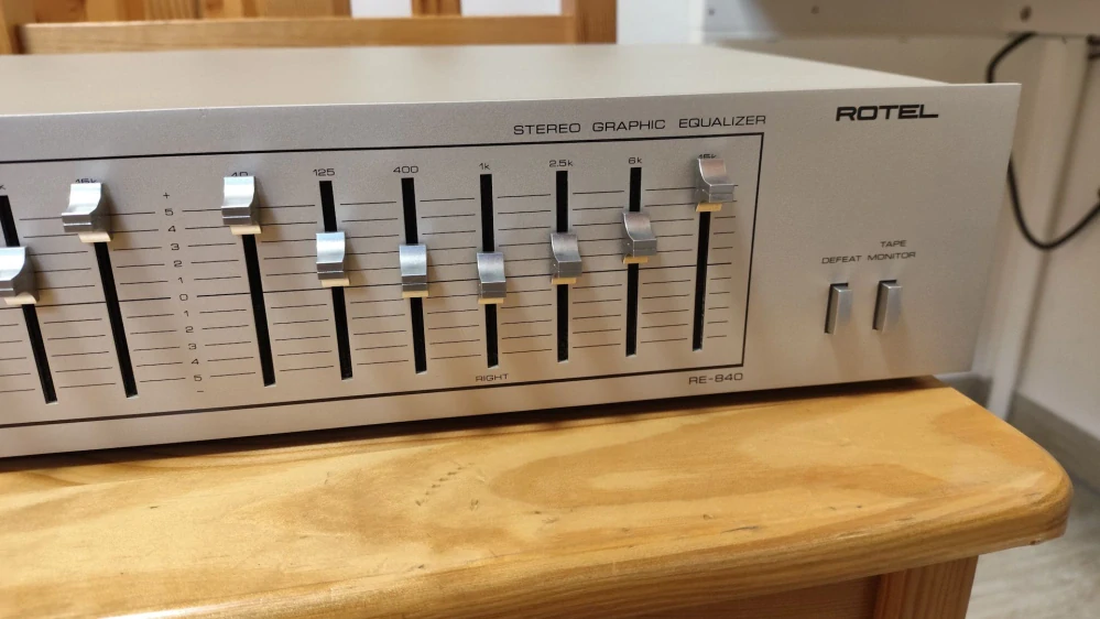 Rotel RE-840