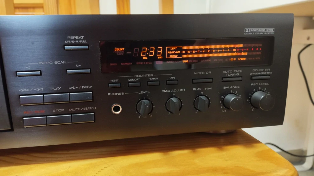 Yamaha KX-670
