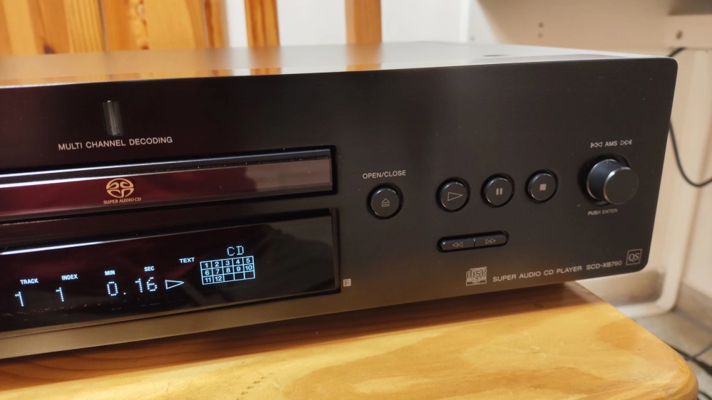 Sony SCD-XB790 QS