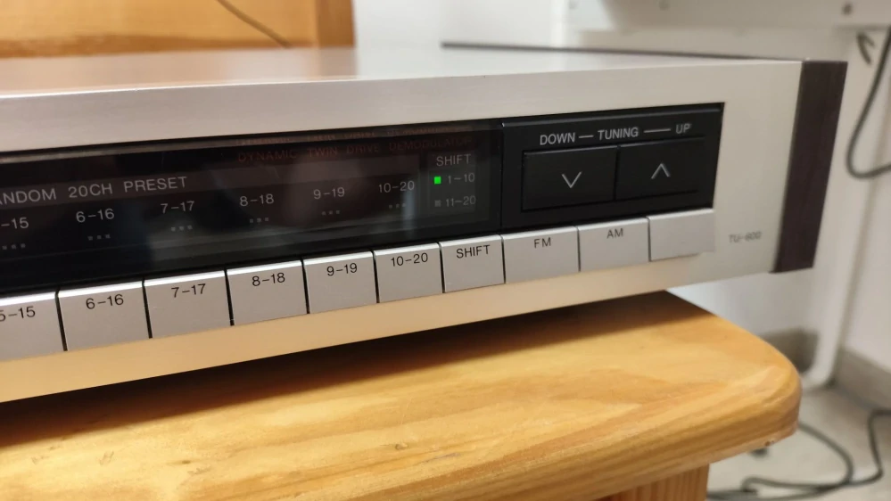 Denon TU-600