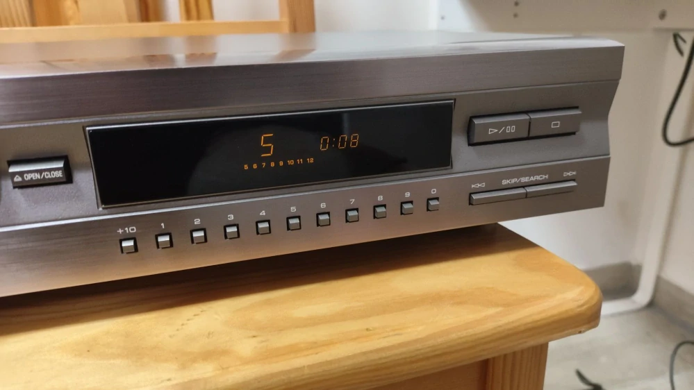 Yamaha CDX-396