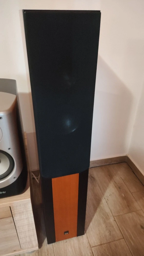 Elac CL 142