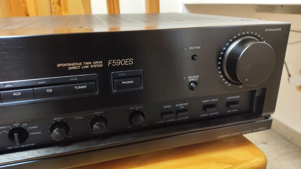 Sony TA-F590ES