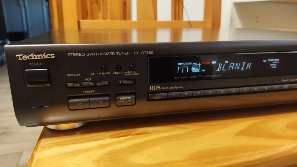 Technics ST-GT550