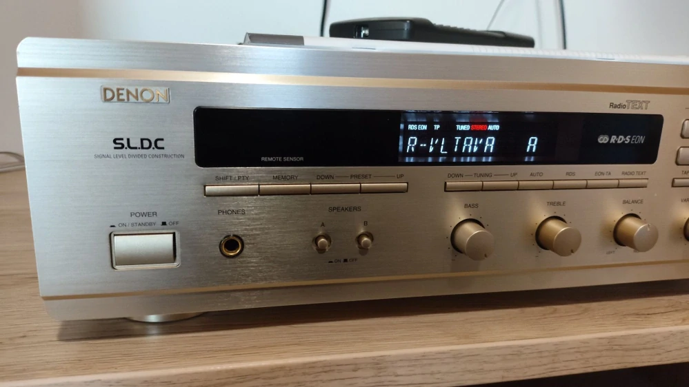 Denon DRA-1000