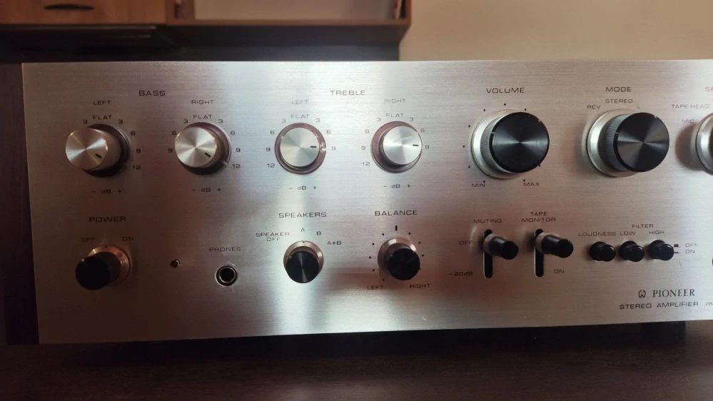 Pioneer SA-900
