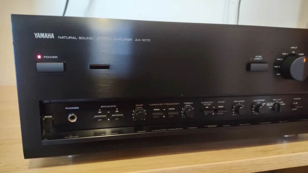 Yamaha AX-1070