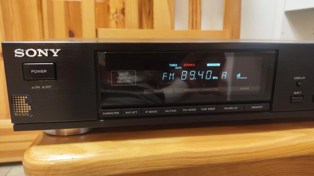 Sony ST-S550ES