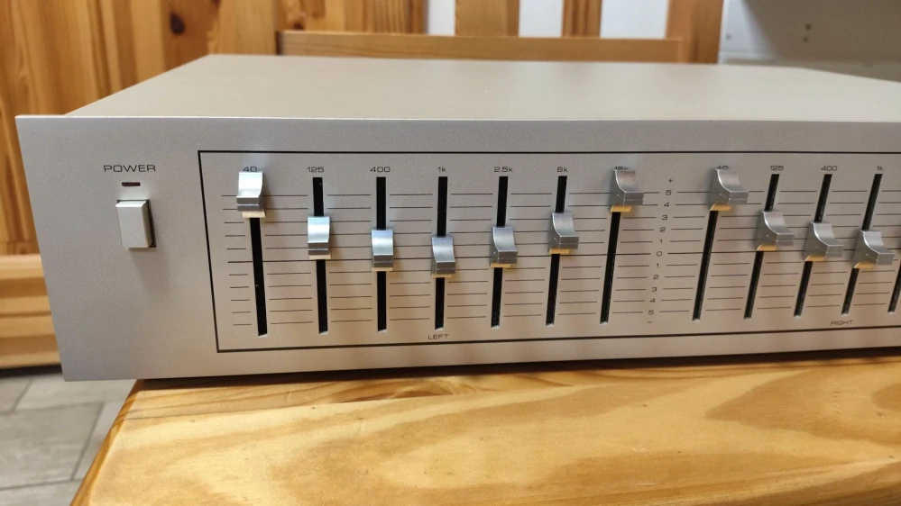 Rotel RE-840
