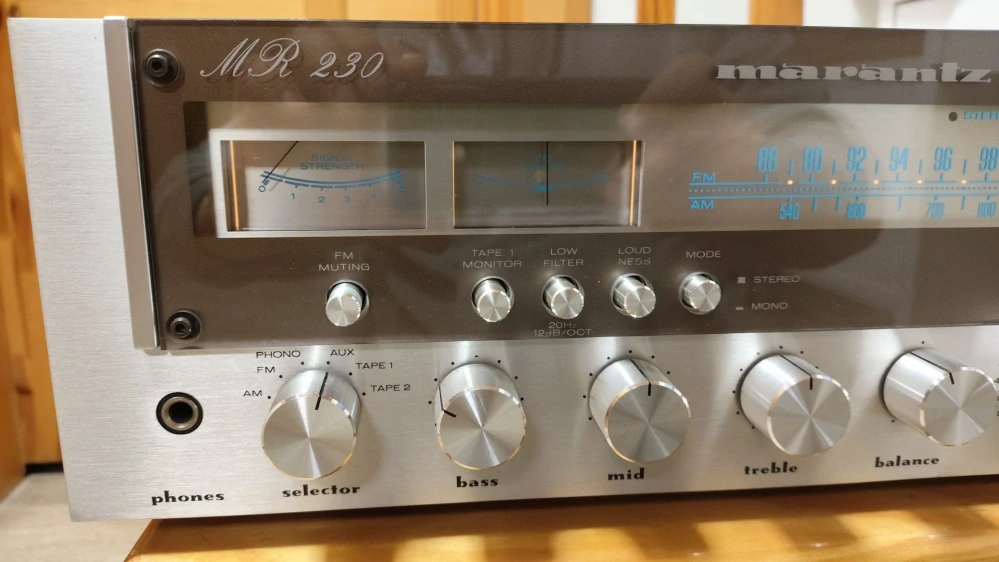 Marantz MR 230