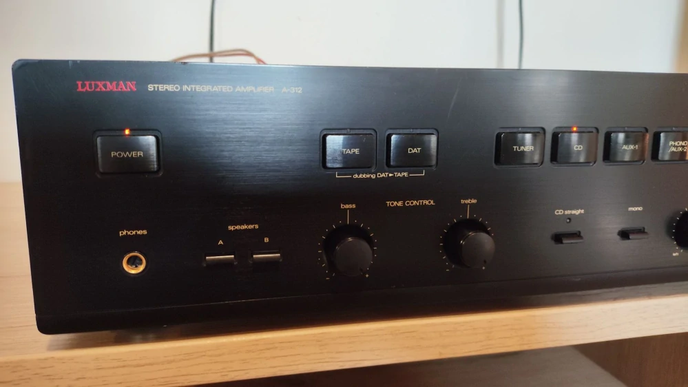 Luxman A-312
