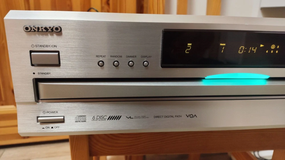Onkyo DX-C390