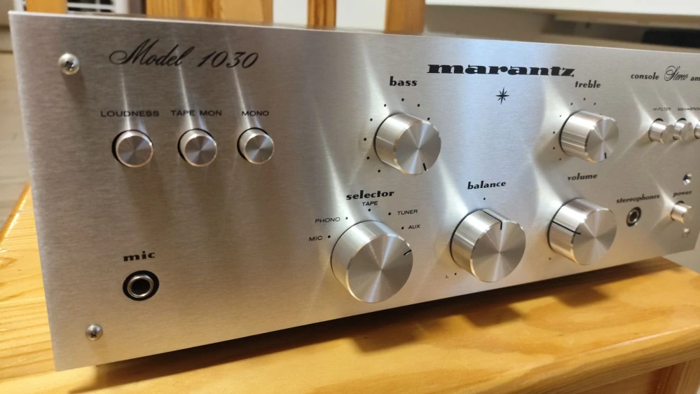 Marantz 1030