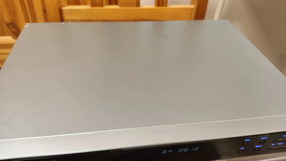 Harman Kardon HD 755