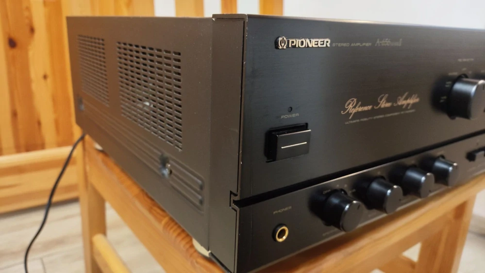 Pioneer A-656 Mark II