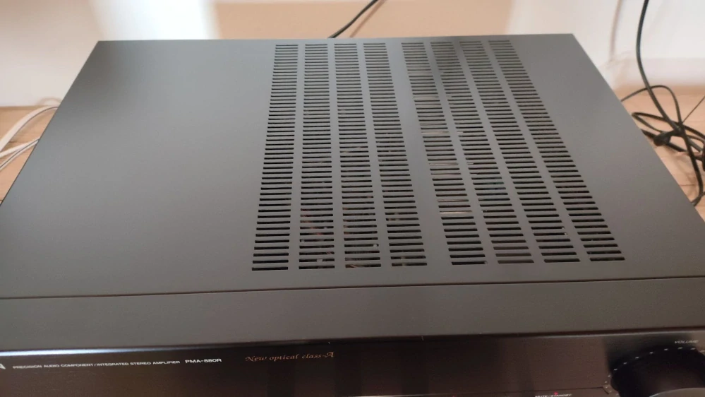 Denon PMA-880R (Top stav)