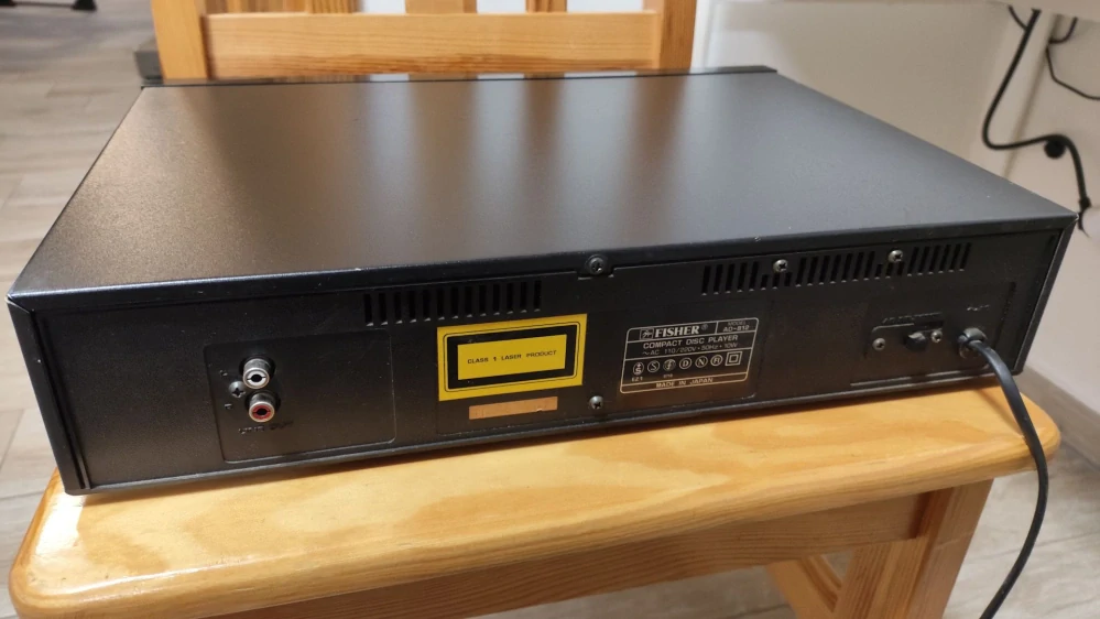 Fisher AD-812