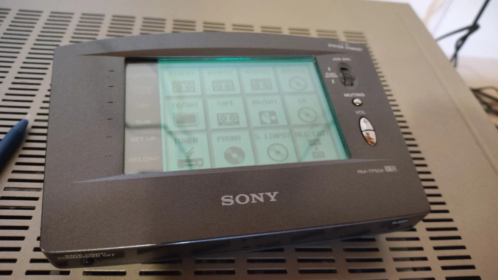 Sony STR-V555ES