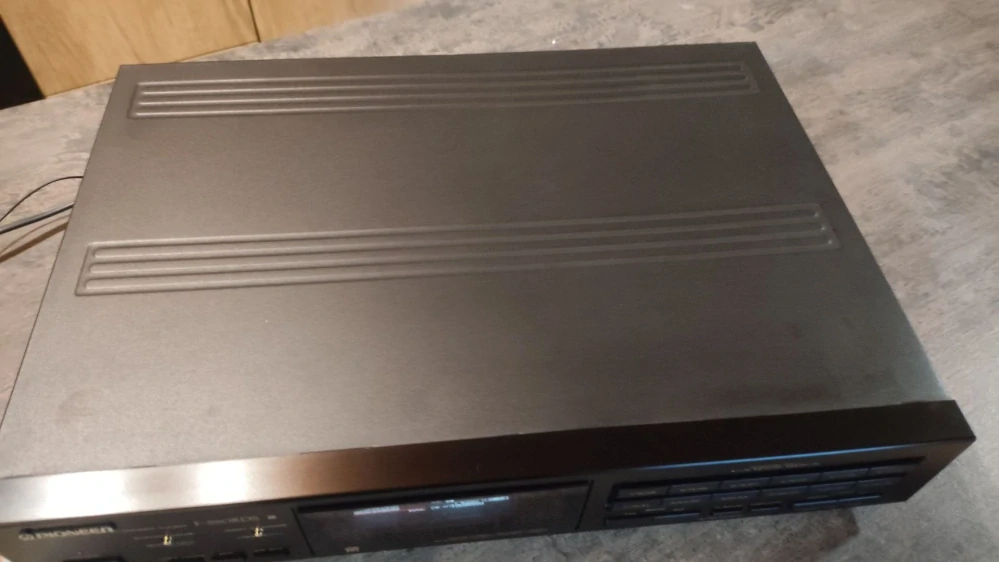 Pioneer F-550RDS