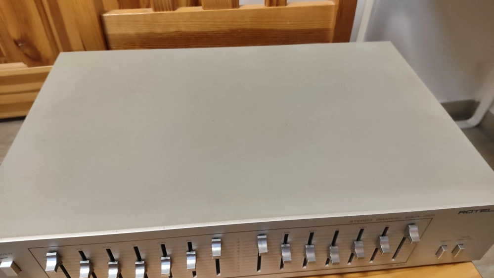 Rotel RE-840