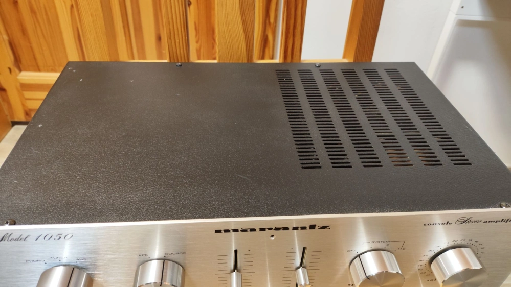 Marantz 1050