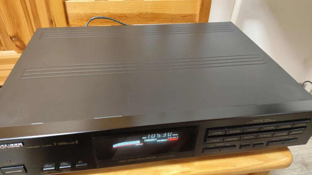 Pioneer F-656 Mark II