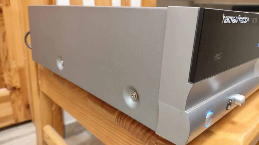 Harman Kardon HD 755